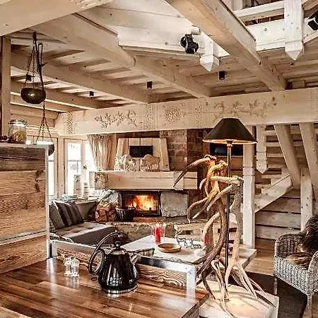 Gorska Osada Luxury Zakopane شاليه بورونين